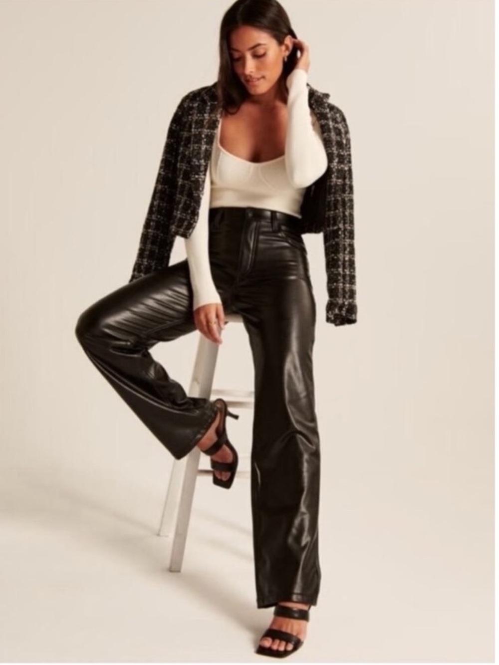 Abercrombie & Fitch The Ankle Straight Ultra High Rise Vegan Leather Pant 31 - Picture 9 of 9